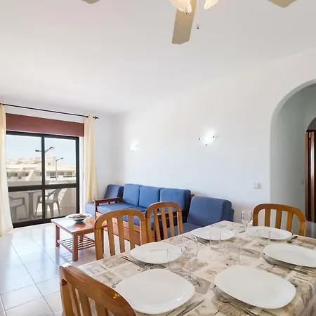 Apartament Of Sra. Da Rocha Beach In Torrejao Apartament Porches (Algarve)